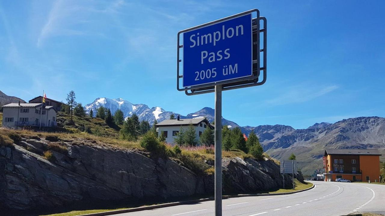 Hotel Simplon-Blick Exteriör bild